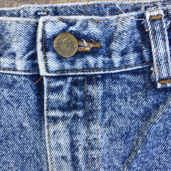Vintage Lee high waist acid wash cutoff shorts 31 - Picture 5 of 6